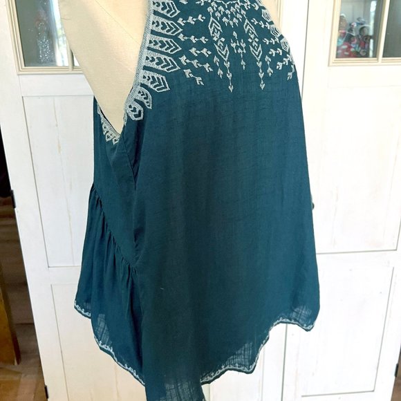 Ecote Anthropologie Embroidered Top Large - Picture 4 of 7